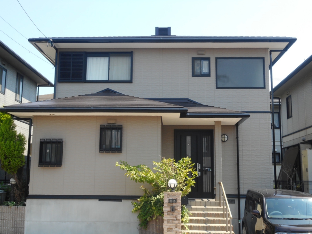 パナホームさんの住宅を光触媒で塗り替え、遮熱塗料で屋根塗装　東海市