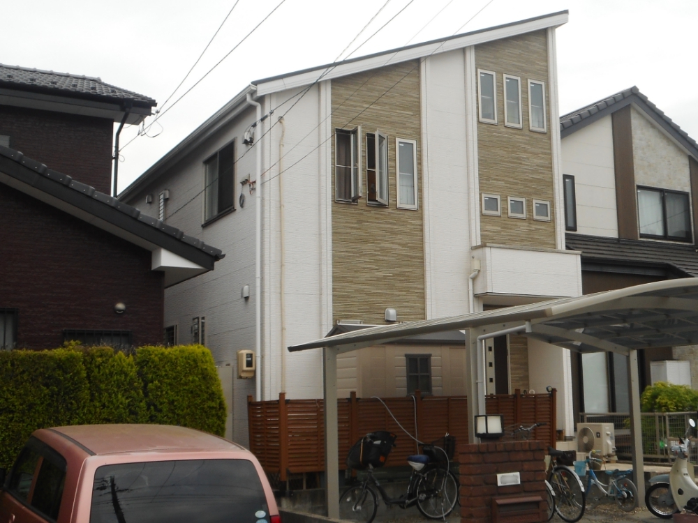 お隣様同士の２軒同時のリフォーム工事、外壁と屋根塗装　名古屋市西区