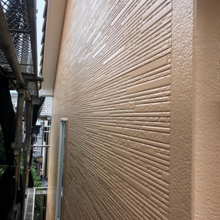 ベージュと白のコントラストがおしゃれな外壁塗り替え 名古屋市天白区