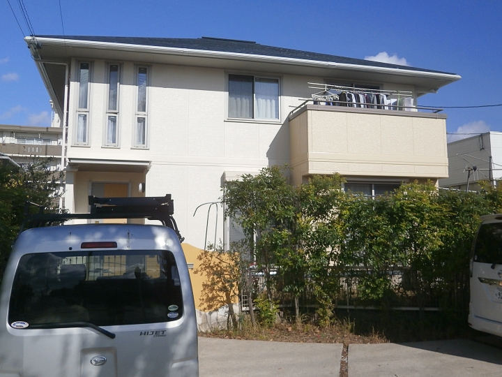 白を基調にした塗り替えでダイワハウス住宅が素敵な仕上がりに　名古屋市南区