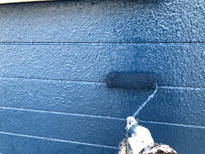 外壁をブルーに社屋塗装、折板屋根はホワイト塗装でイメージ一新！名古屋市港区