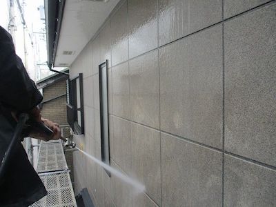 明るいグレーに外壁塗り替え！無機塗料フレックスカラー使用　名古屋市緑区
