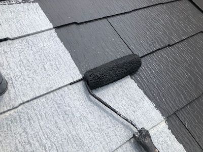 グレーの濃淡色で2色に塗り分けモダンにリフレッシュした屋根・外壁塗装　名古屋市南区