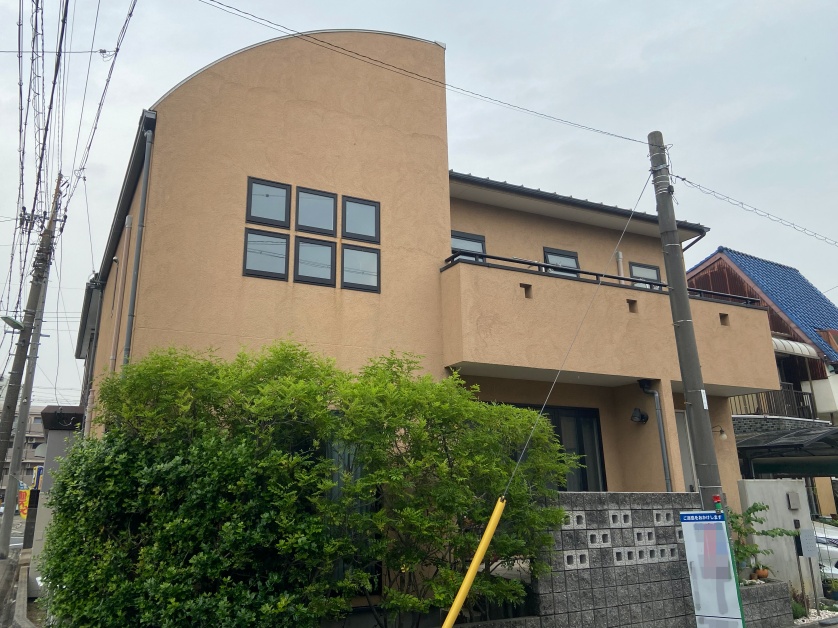外壁や家まわりの汚れが洗浄と塗り替えでキレイに！名古屋市熱田区