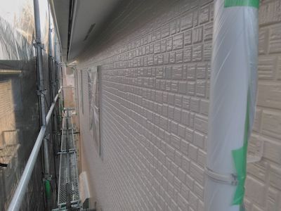 かっこいい白黒ツートンに色分けした屋根・外壁塗装　名古屋市名東区