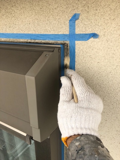 外壁や擁壁の気になる汚れに防カビ・防藻効果のある塗料で塗り替え　名古屋市天白区