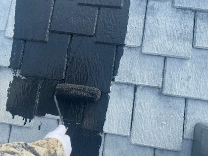 黒がシックにまとまった屋根外壁塗装、ベランダ防水工事　名古屋市南区