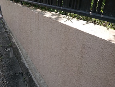 住居・倉庫、擁壁も一緒にモダンに塗り替え　名古屋市天白区