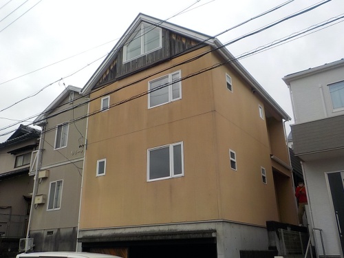 外壁の傷みや汚れがきれいに！爽やかな色合いに大変身した塗り替え　名古屋市天白区