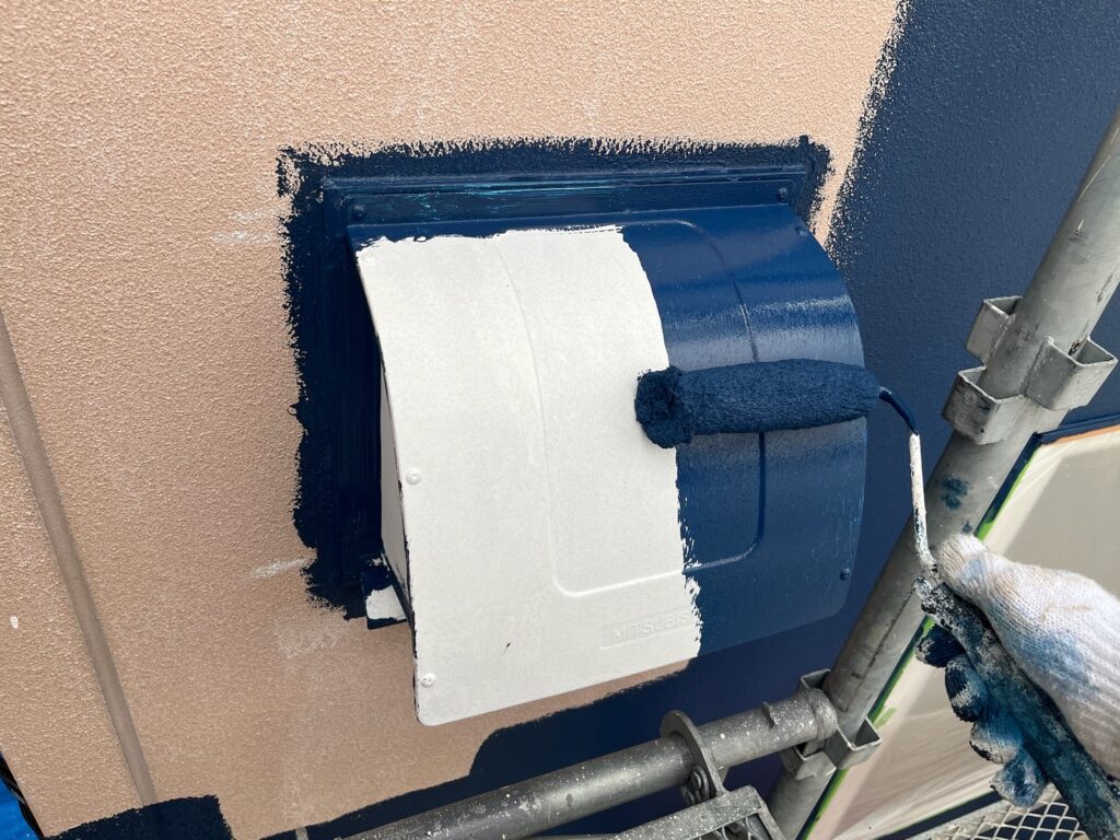 換気口　中塗り
