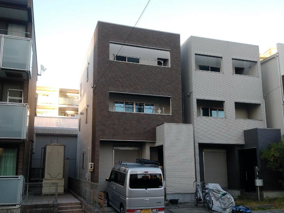 ３階建ての外壁塗装　名古屋市天白区