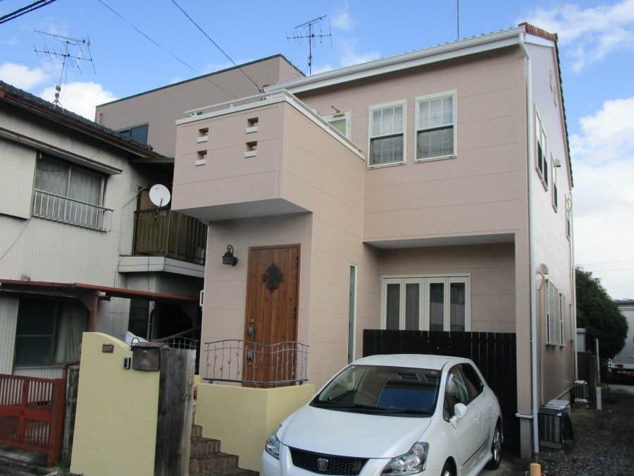 やさしい色味をプラスした外壁塗装・門塀塗り替え　名古屋市南区