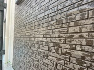 名古屋市千種区で多彩仕上げにて外壁塗装を行った&トップコートで塗膜長持ち・・・の件