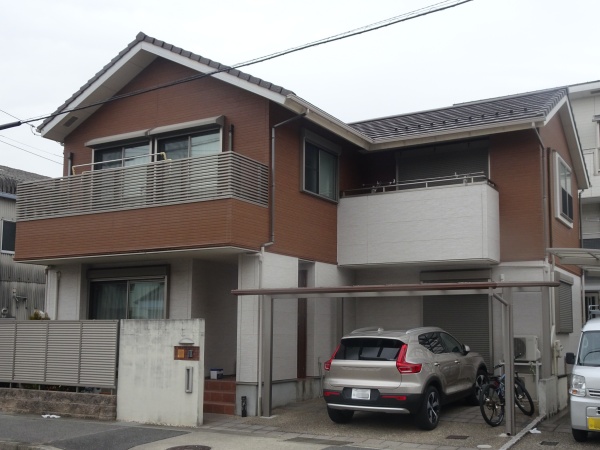 エサキホームの外壁クリヤー塗装・門柱とウッドデッキ塗装 名古屋市天白区