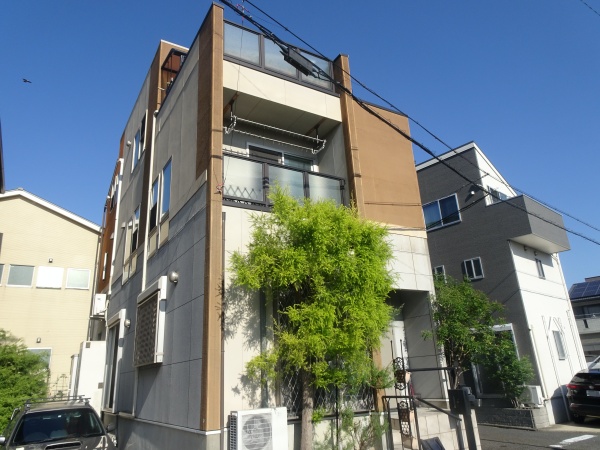 ブラックを基調とした屋根・外壁塗装でスタイリッシュに変身!名古屋市昭和区
