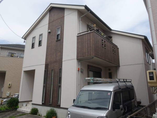 白×ブラウンでおしゃれな外観に!外壁塗装と屋根塗装 名古屋市天白区