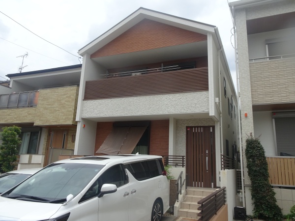 統一感ある仕上がり！玉善の屋根外壁塗装と塀・擁壁塗装_名古屋市天白区