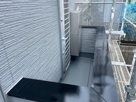 スタイリッシュに映える!くすみグレーの外壁塗装 名古屋市緑区