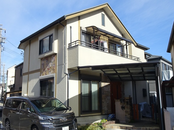 ベランダ壁の色を変えてツートンに！ブラザー不動産の屋根外壁塗装_名古屋市緑区