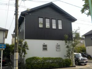 ウッドフレンズ屋根カバー外壁塗り替え