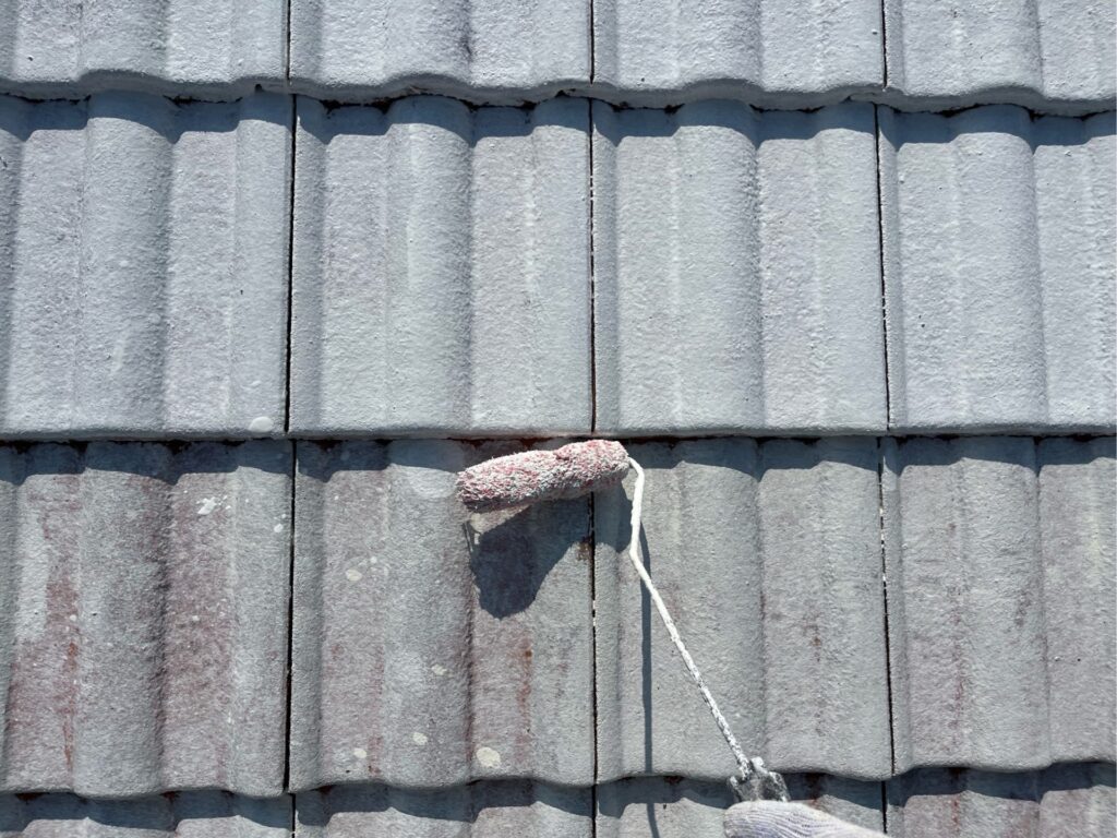 屋根下塗り　2回目