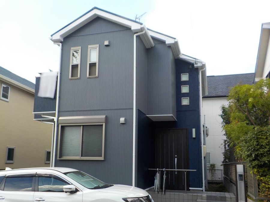グレーとネイビーがおしゃれ！アバンティア住宅の外壁屋根塗装_名古屋市名東区
