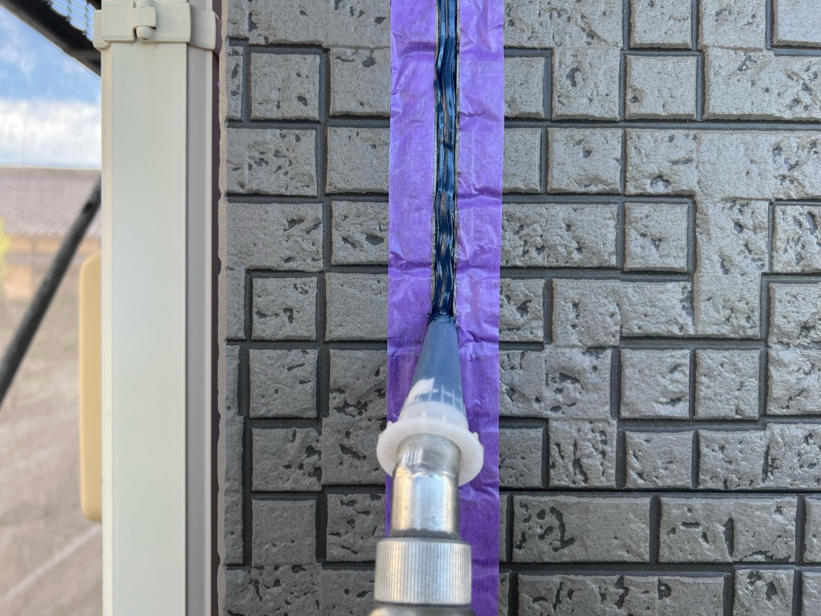 目地シーリング　充填