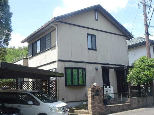 ネイビーグレーに大変身！トヨタホーム外壁・屋根塗装とベランダ防水工事｜みよし市