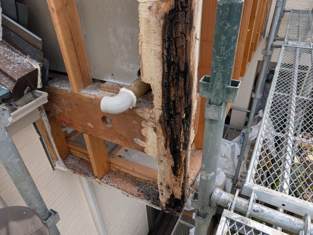ベランダ木材腐食