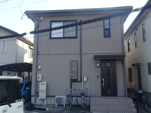 トヨタホーム外壁塗装でワンカラーからバイカラーに変身！みよし市