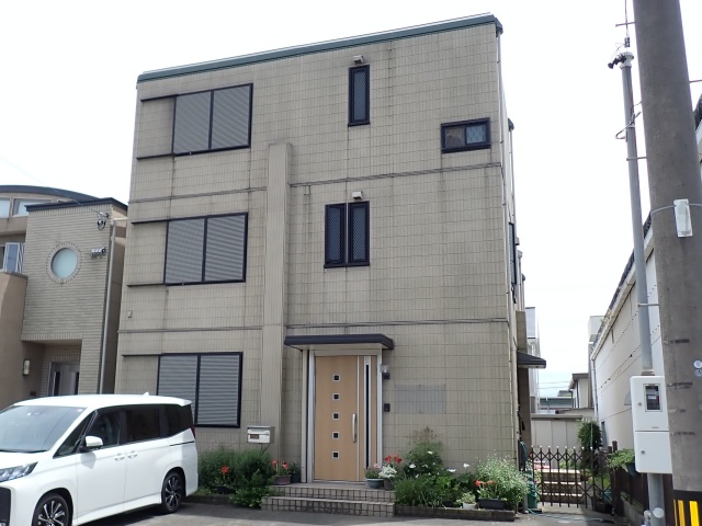 シルバーホワイトで美観回復！セキスイハイム外壁・屋根塗装｜名古屋市中川区