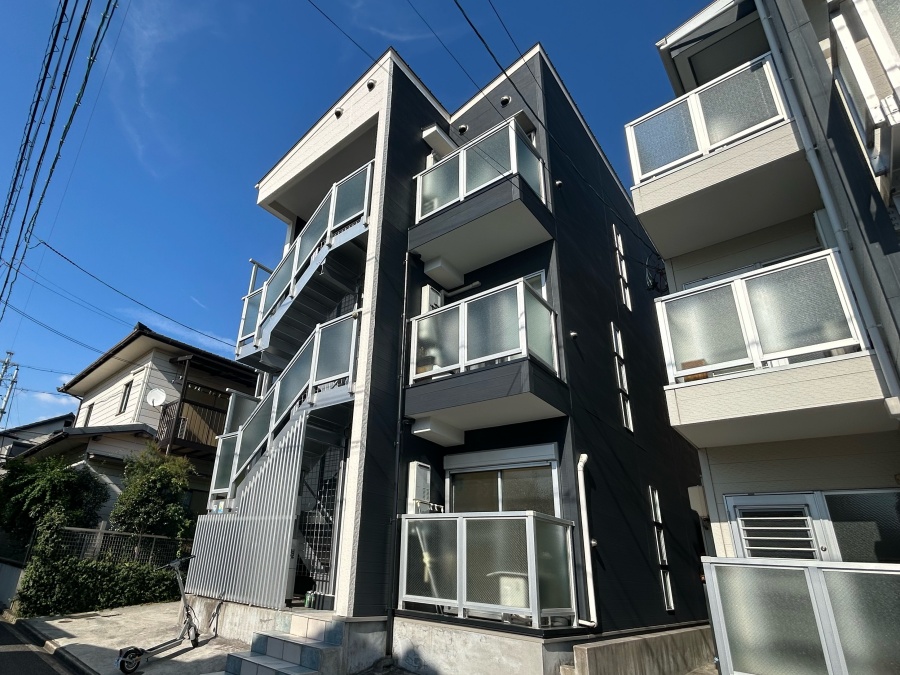 賃貸アパート屋根・外壁塗装とベランダ防水改修工事｜名古屋市瑞穂区