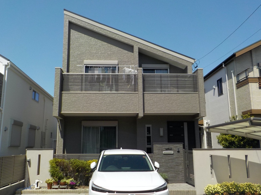 片流れ屋根と外壁塗装！高級感とモダンさが美しい仕上がり｜名古屋市天白区