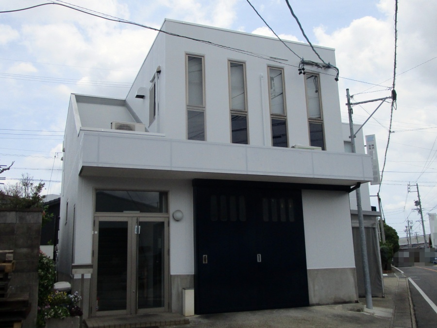 事務所社屋の屋上防水工事・外壁塗装｜大府市